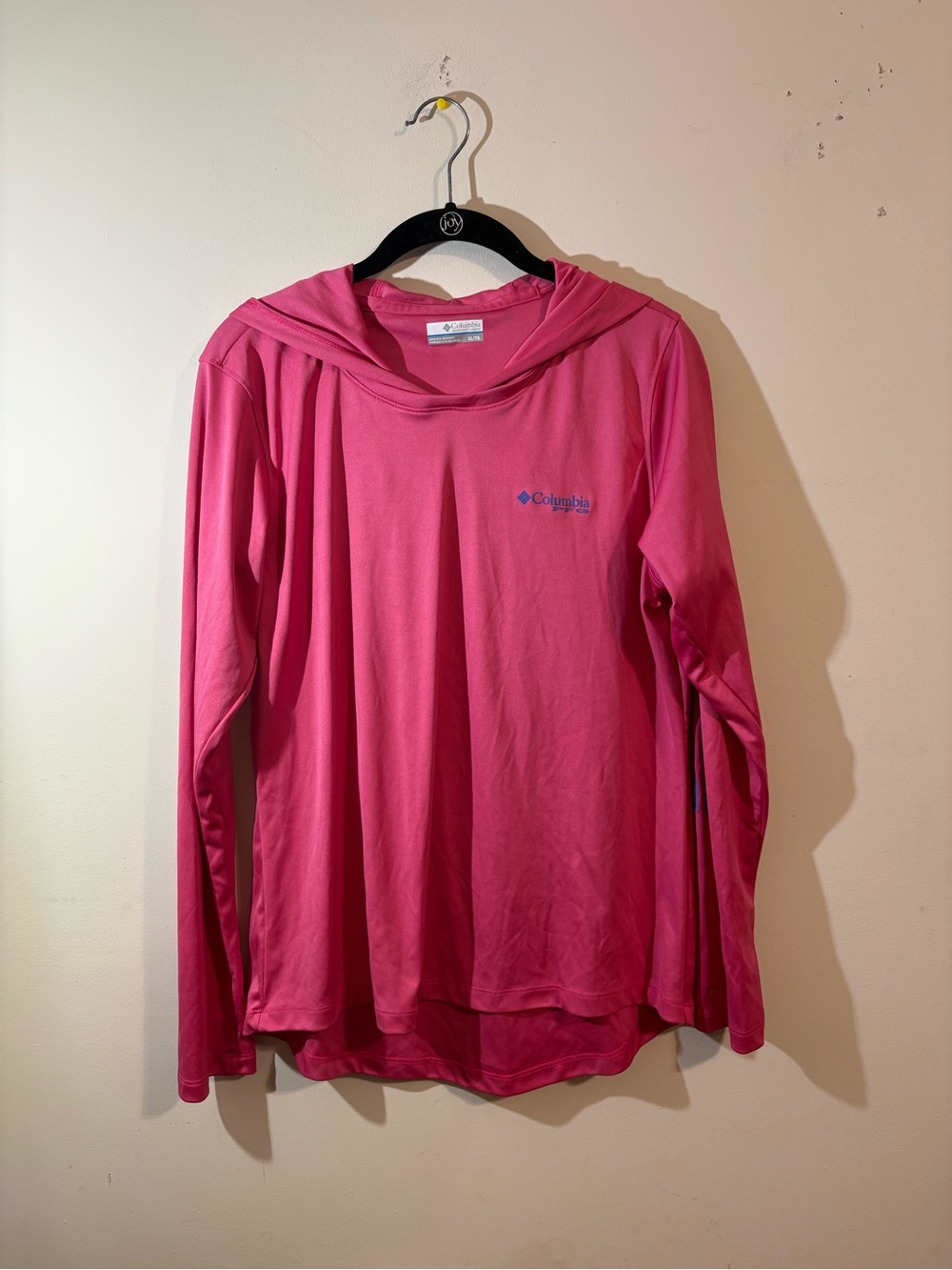 Columbia Women's Long-Sleeve Pink Hooded PFG Shirt